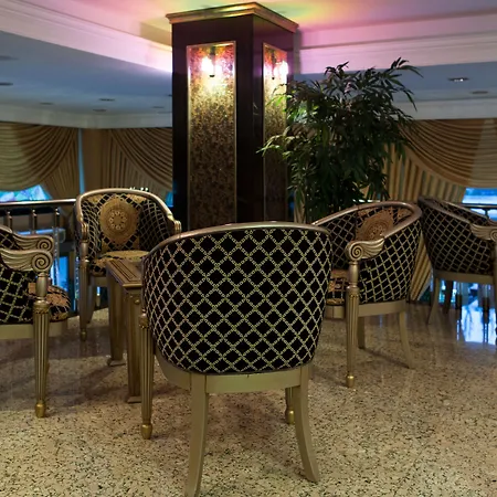 Istanbul Suite Hotel 3*