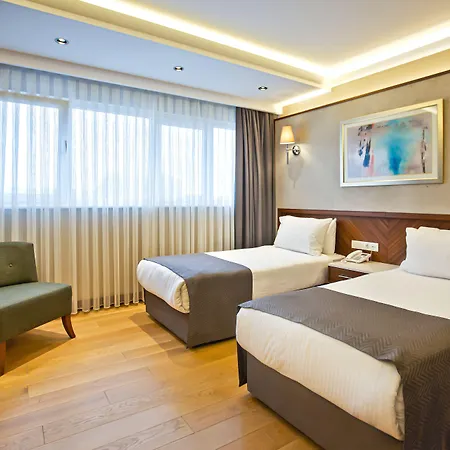 Istanbul Suite Hotel 3*